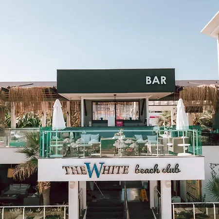 White 호텔 아브살라르