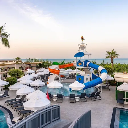 Hotel White 5*