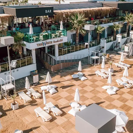 White Hotel Avsallar
